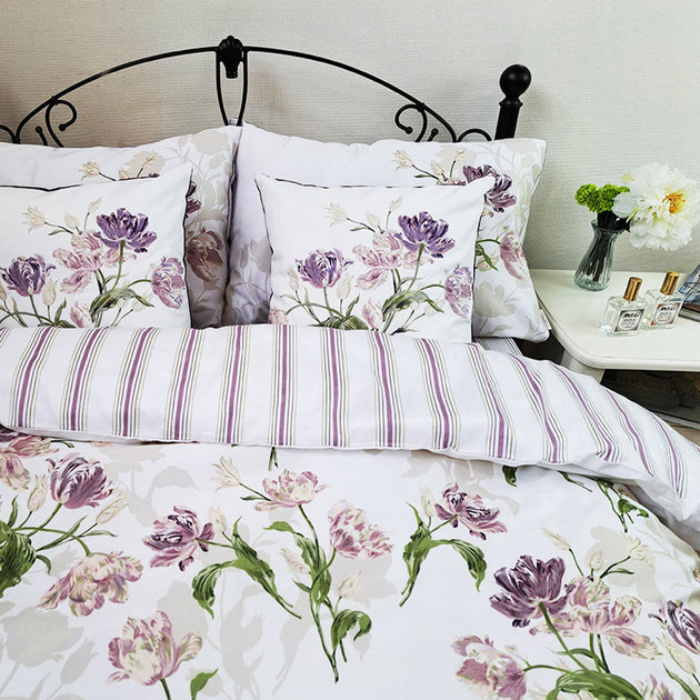 イギリス直輸入：LAURA ASHLEY 肌掛け　NYLAキルト　新品 イギリス直輸入：LAURA ASHLEY 肌掛け NYLAキルト 新品 Laura