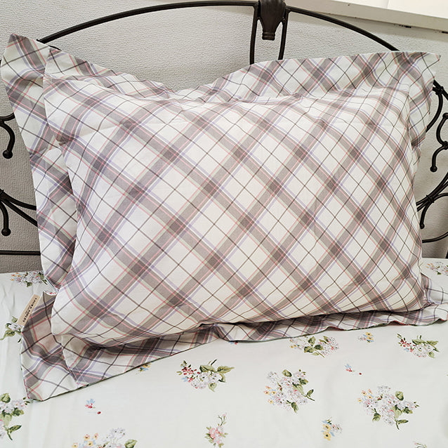 【LAURA ASHLEY】ローズモア　ピローケース　50cm X 70cm（メーカー希望小売価格￥7,260税込）