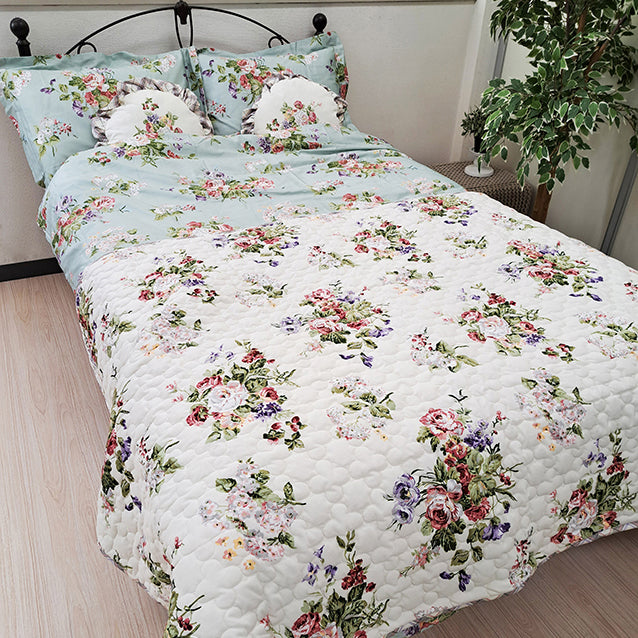 【LAURA ASHLEY】ローズモア　キルトマルチカバー　L　240cm X 190cm（メーカー希望小売価格￥42,829税込）