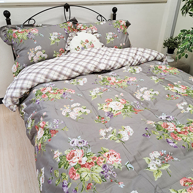【LAURA ASHLEY】ローズモア　掛け布団カバー　ダブル　190cm X 210cm（メーカー希望小売価格￥31,377税込）