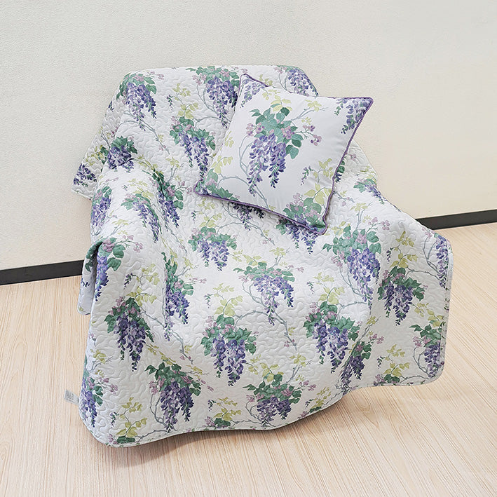 【LAURA　ASHLEY】ウィステリア　キルトマルチカバー　S　130cm X 190cm（メーカー希望小売価格￥25,850税込）