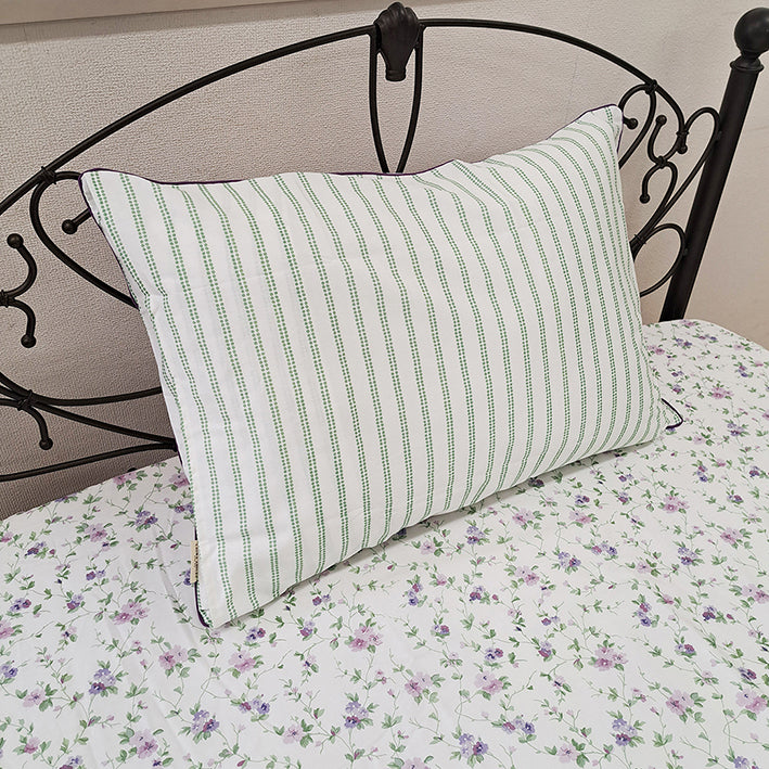 【LAURA　ASHLEY】ウィステリア　ピローケース　50cm X 70cm（メーカー希望小売価格￥6,655税込）