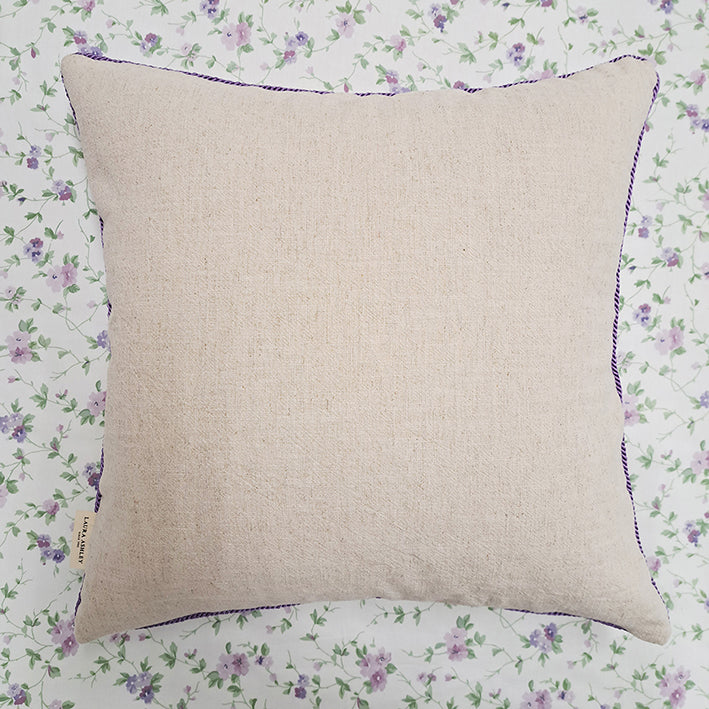 【LAURA　ASHLEY】ウィステリア　クッションカバー　45cmX45cm（メーカー希望小売価格￥7,744税込）