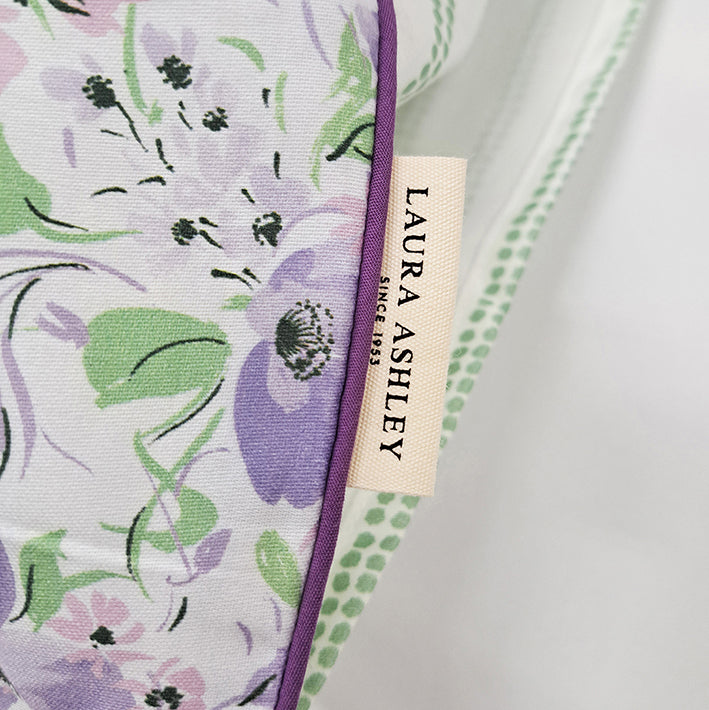 【LAURA　ASHLEY】ウィステリア　ピローケース　50cm X 70cm（メーカー希望小売価格￥6,655税込）