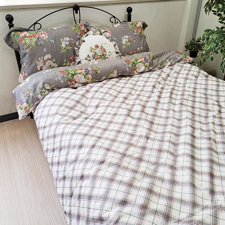【LAURA ASHLEY】ローズモア　掛け布団カバー　ダブル　190cm X 210cm（メーカー希望小売価格￥31,377税込）
