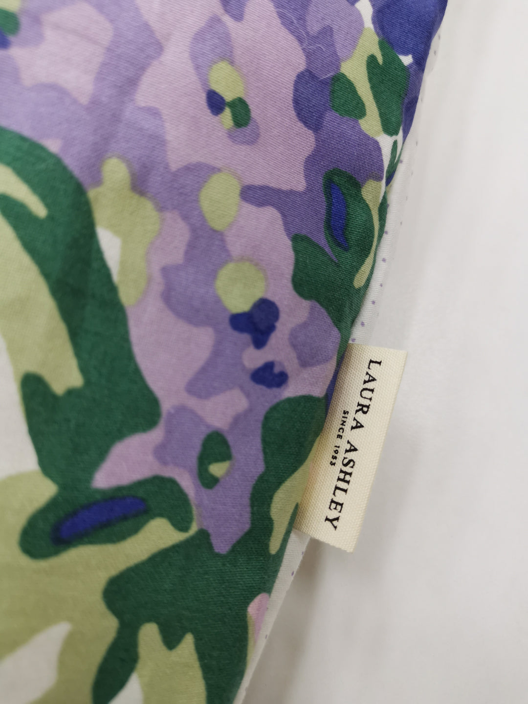 LAURA ASHLEY　【シングル】ストックス　コットン100%　サテン　掛けふとんカバー　　　　　　　　　　　(メーカー希望小売価格 ￥17,490)