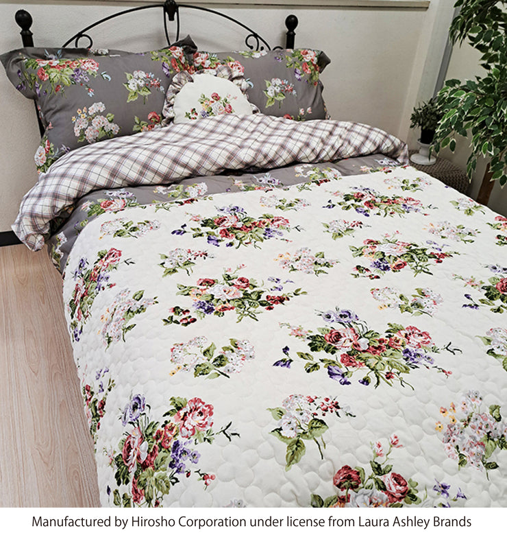 【LAURA ASHLEY】ローズモア　キルトマルチカバー　L　240cm X 190cm（メーカー希望小売価格￥42,829税込）